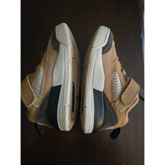 Jordan Max Aura 3 Kids Sneakers Wheat Brown Tan Canvas DA8023-200 Hook Loop - Picture 9 of 10